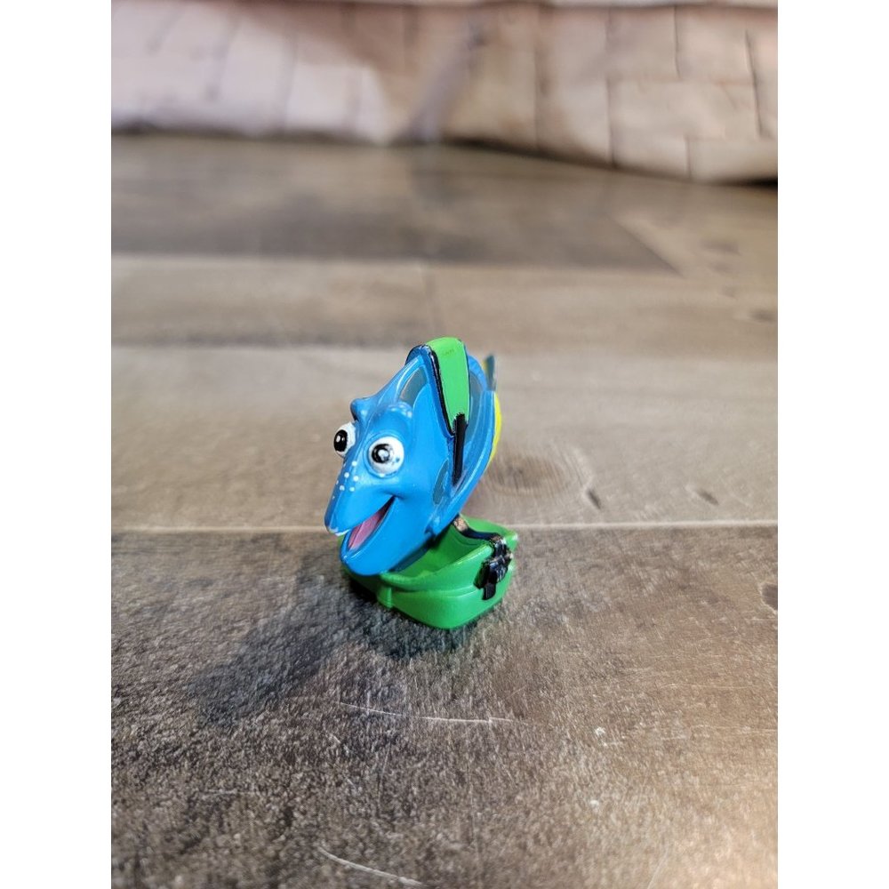 Dory goggles‎ Finding Nemo Disney Pixar toy figure